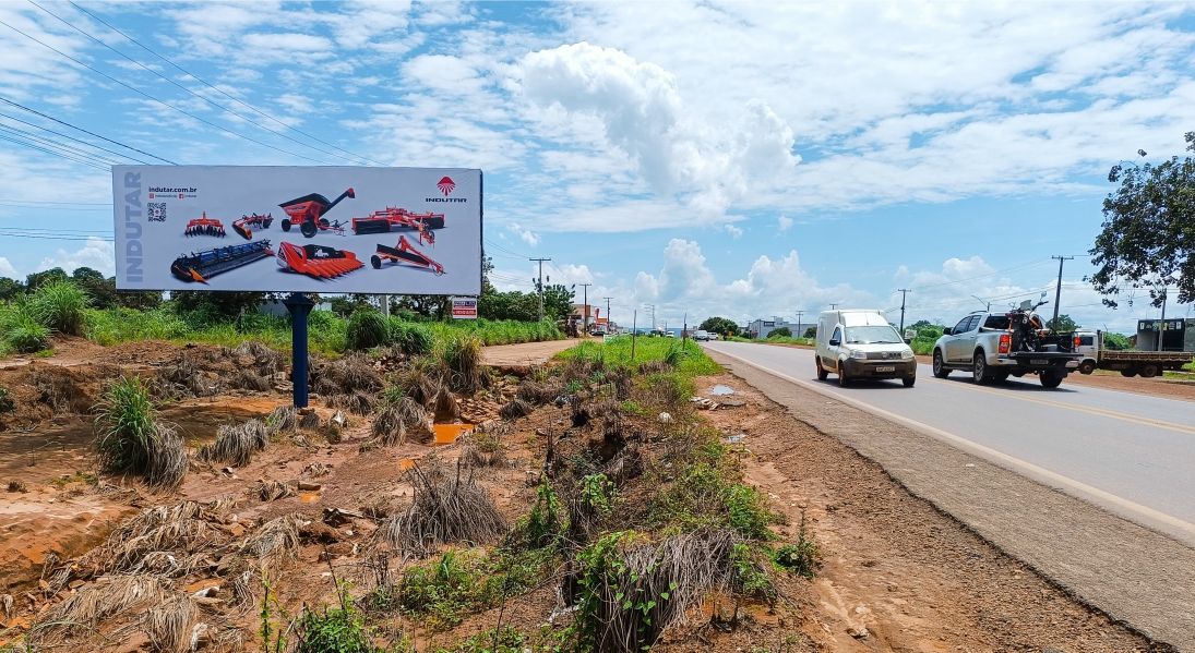Outdoor em Palmas, TO 080,SENTIDO DE QUEM TRANSITA DE
LUZIMANGUES PARA PALMAS, AO LADO DIREITO
(EM FRENTE A TRATERRA) (#PMW34A) | Paraled Mídia Exterior