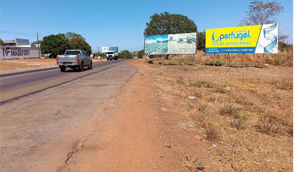 Outdoor em Paraíso do Tocantins, TO-080, ENTRADA DE PARAÍSO, AO LADO DIREITO DE QUEM TRANSITAVINDO DE PALMAS (EM FRENTE AMADEREIRA MADEFORT) (#PSO46) | Paraled Mídia Exterior
