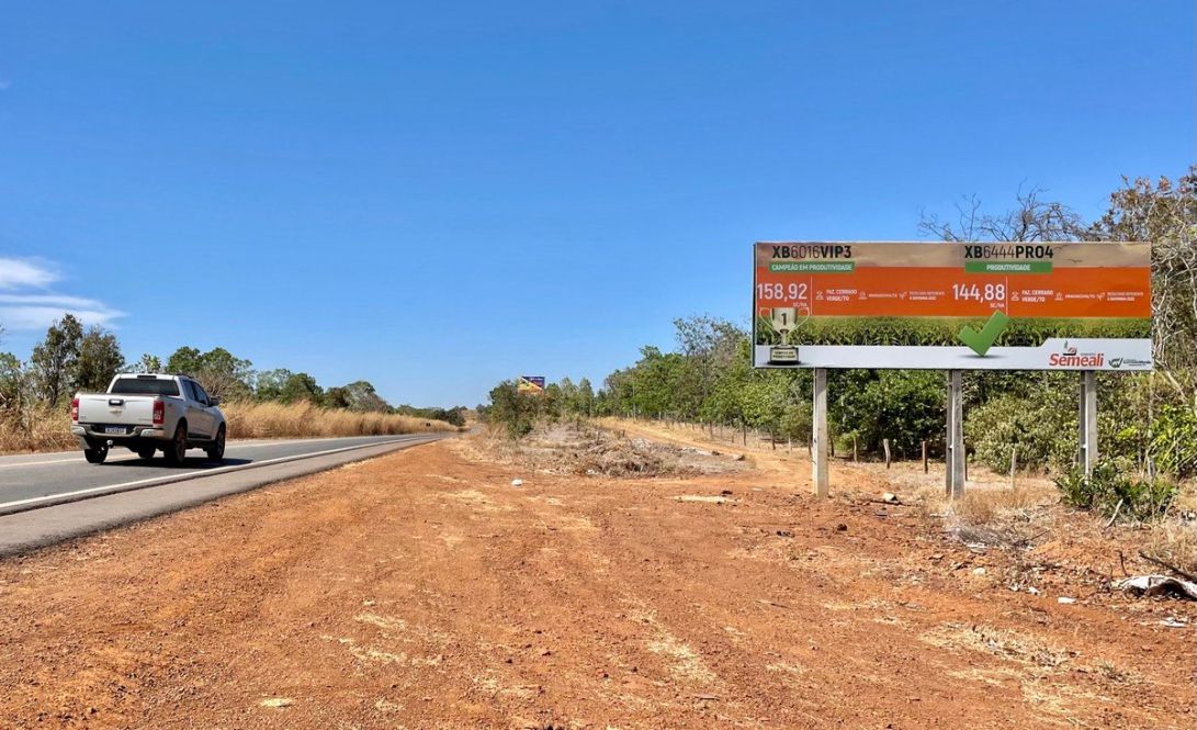 Outdoor em Paraíso do Tocantins, TO-080, INDO DE PARAÍSO PARA PALMAS,
AO LADO DIREITO DE QUEM TRANSITA INDO
PARA PALMAS (ANTES DA ESTÂNCIA LELLIS) (#PSO55-A) | Paraled Mídia Exterior